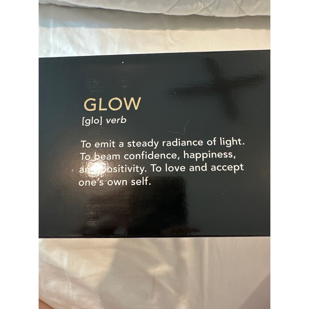 Glo Tech LED Compact Mirror, White - Picture 4 of 8